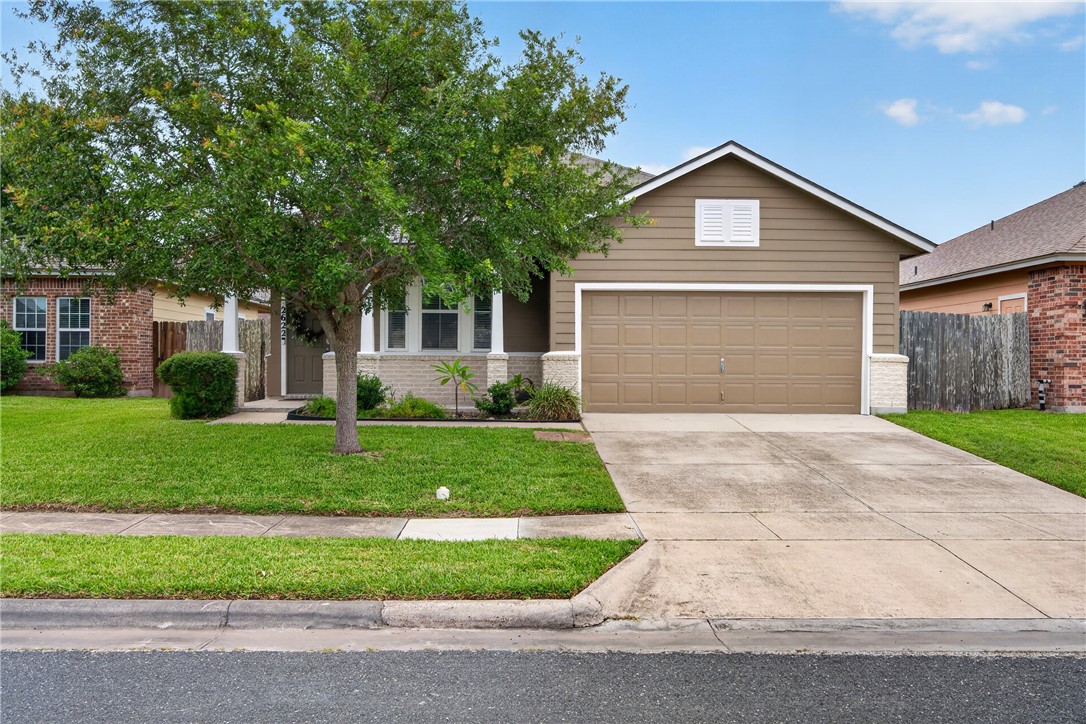 2622 Las Brisas Street Corpus Christi TX 78414