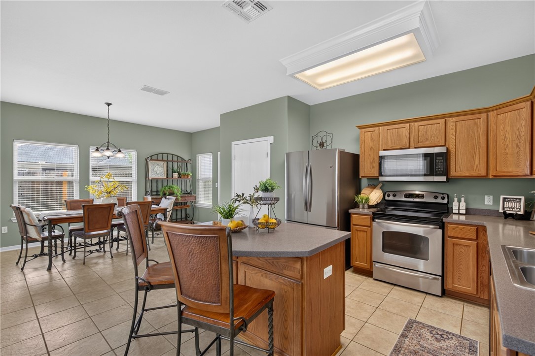 2622 Las Brisas Street Corpus Christi TX 78414