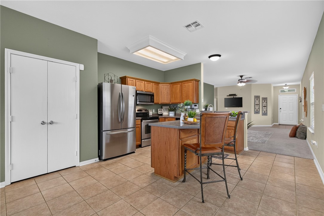 2622 Las Brisas Street Corpus Christi TX 78414