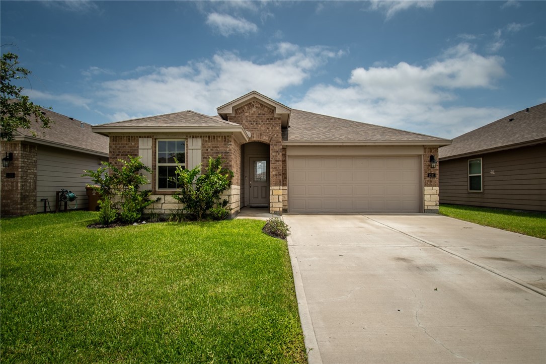 1241 Carnaby Street Corpus Christi TX 78415
