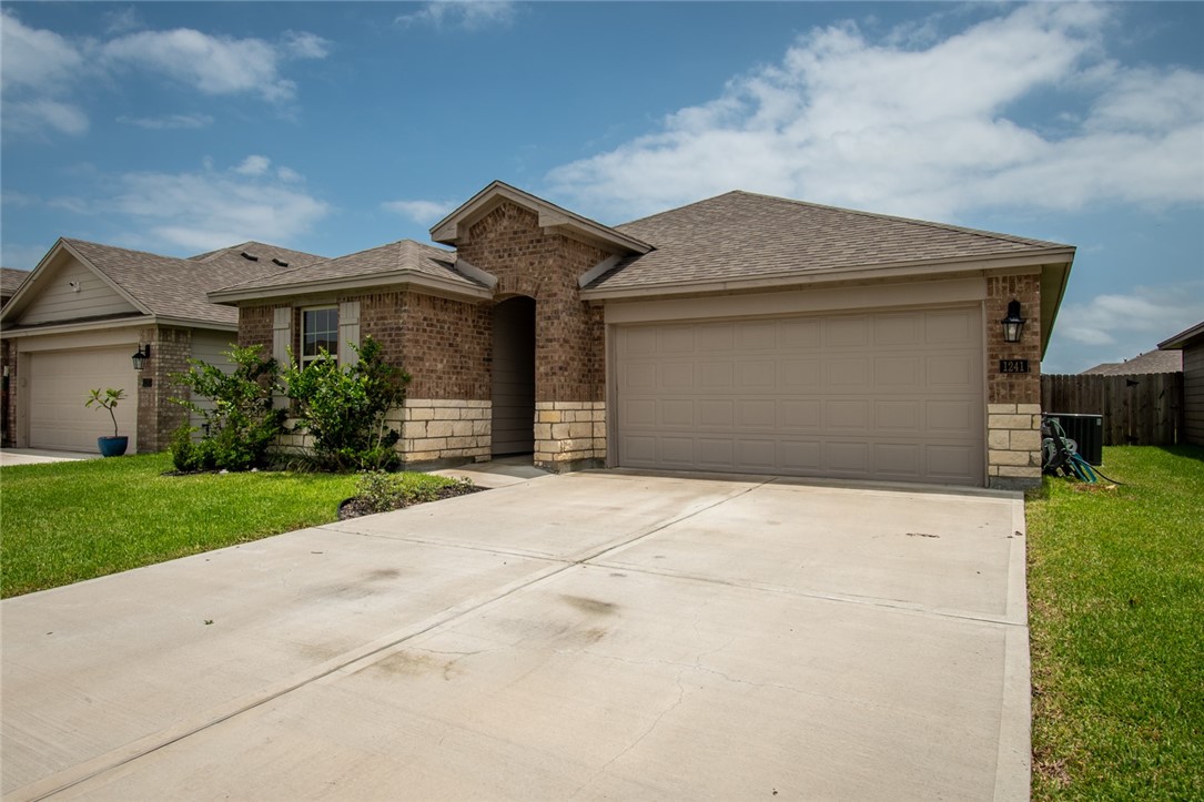 1241 Carnaby Street Corpus Christi TX 78415