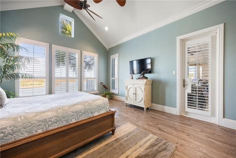 13806 Captains Row Corpus Christi TX 78418