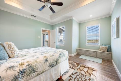 13806 Captains Row Corpus Christi TX 78418