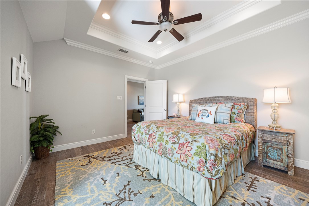 13806 Captains Row Corpus Christi TX 78418