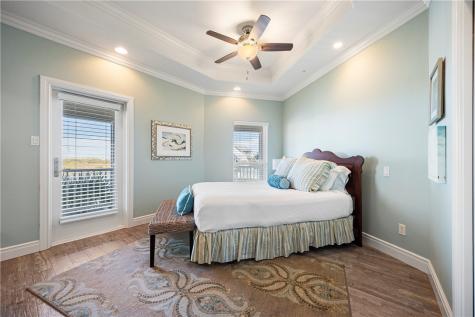 13806 Captains Row Corpus Christi TX 78418