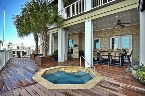 13806 Captains Row Corpus Christi TX 78418