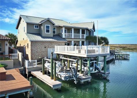 13806 Captains Row Corpus Christi TX 78418