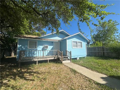 143 S 12th Street Aransas Pass TX 78336