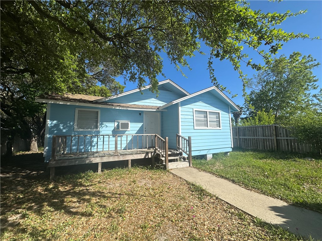 143 S 12th Street Aransas Pass TX 78336