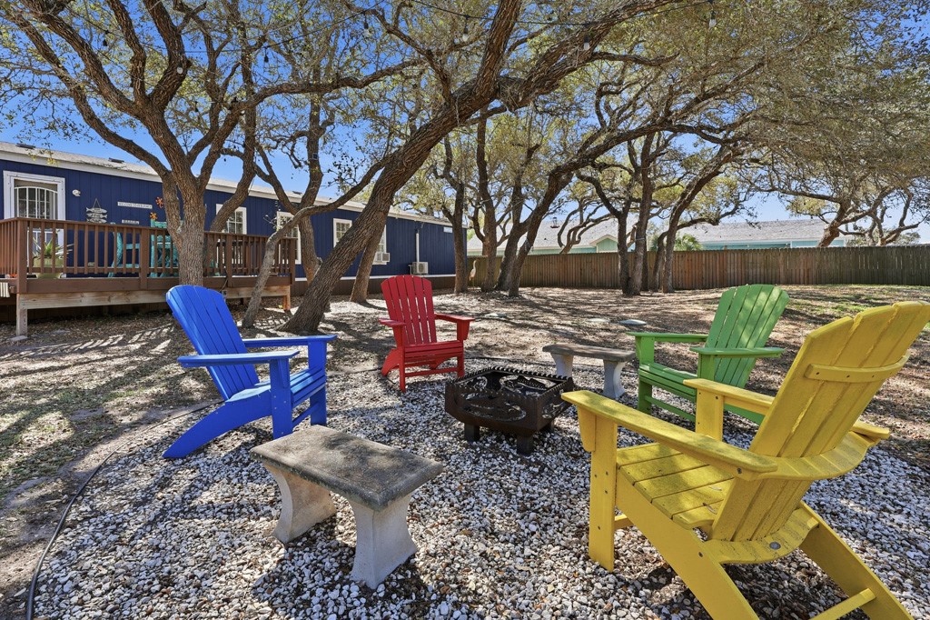 543 Hickory Avenue Rockport TX 78382