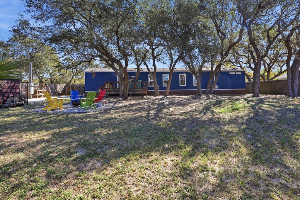 543 Hickory Avenue Rockport TX 78382