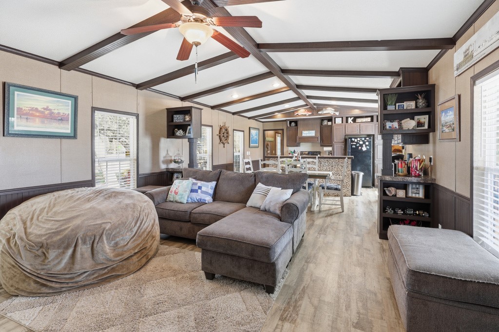 543 Hickory Avenue Rockport TX 78382