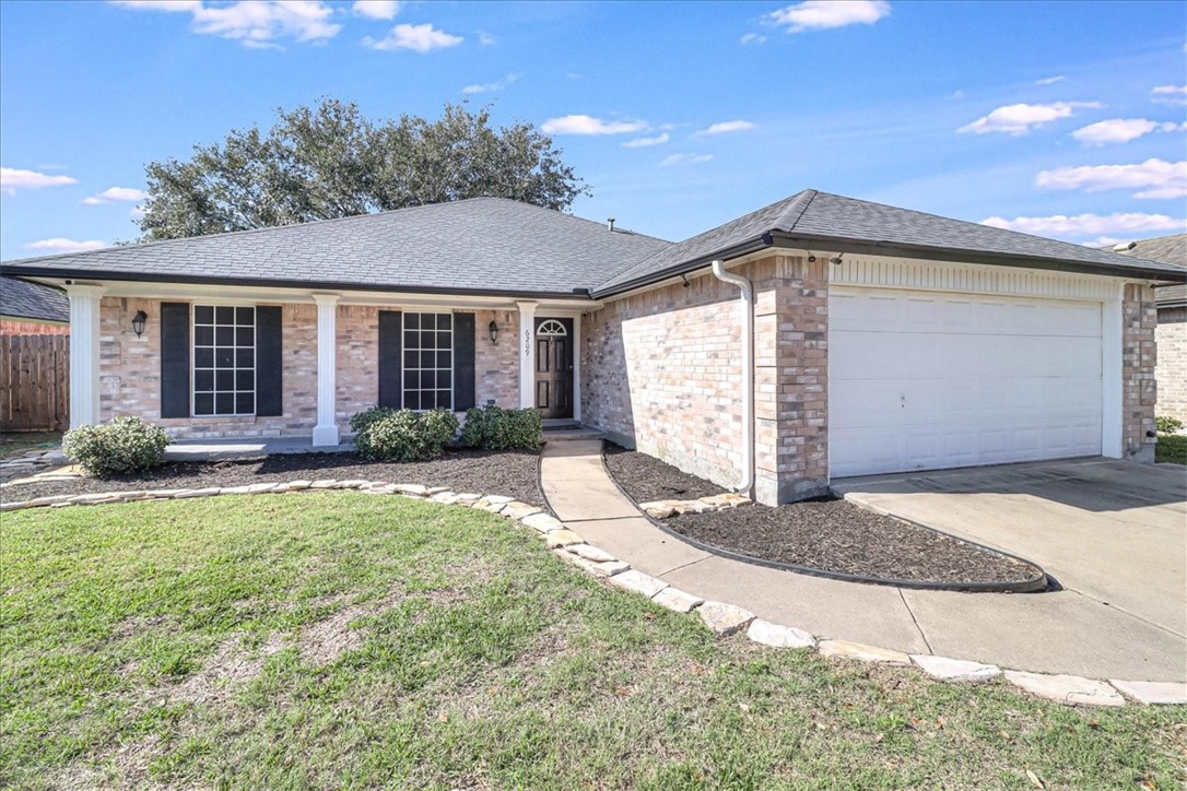 6209 Strateford Drive Corpus Christi TX 78414