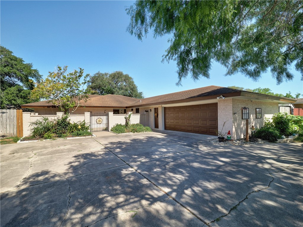 5405 Whitemarsh Drive Corpus Christi TX 78413
