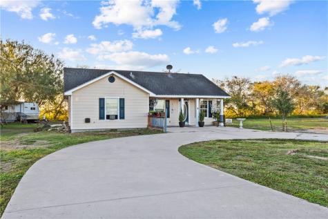 4109 County Road 40 Robstown TX 78380