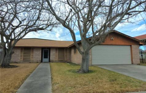 5845 Crestmore Drive Corpus Christi TX 78415