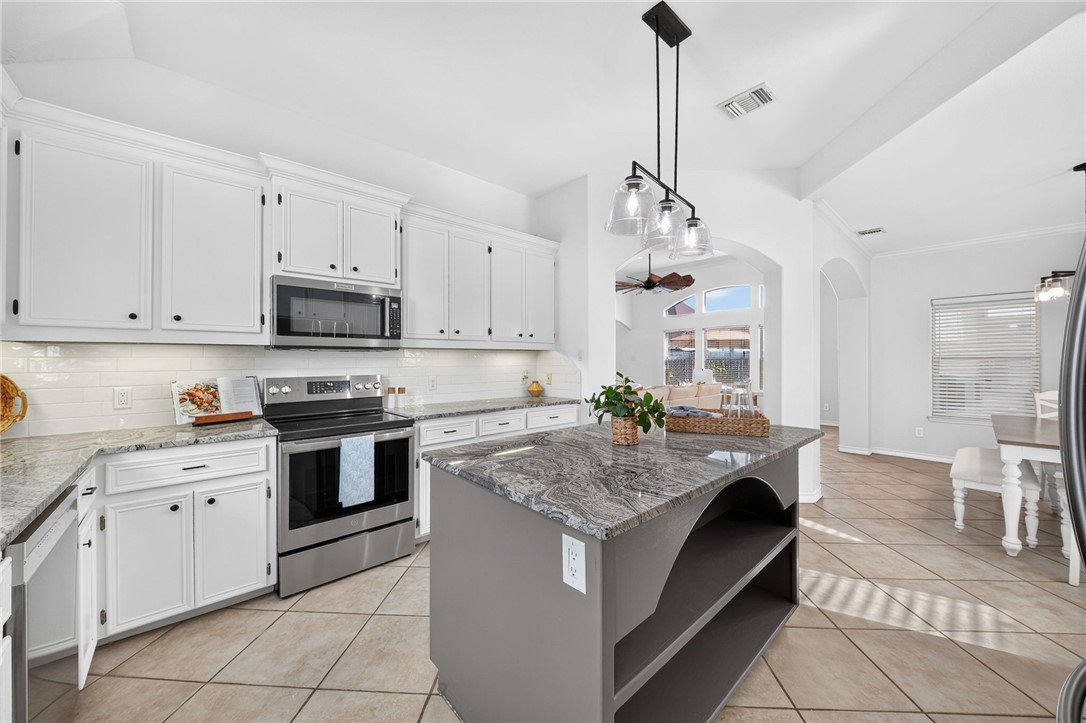 14218 Allamanda Drive Corpus Christi TX 78418
