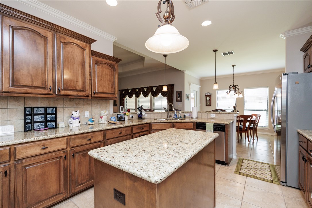 7518 White Dove Drive Corpus Christi TX 78414