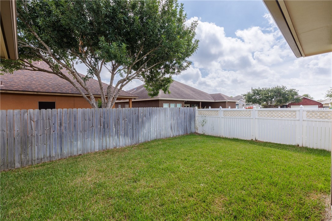 7518 White Dove Drive Corpus Christi TX 78414