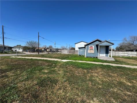 2614 Buford Street Corpus Christi TX 78405