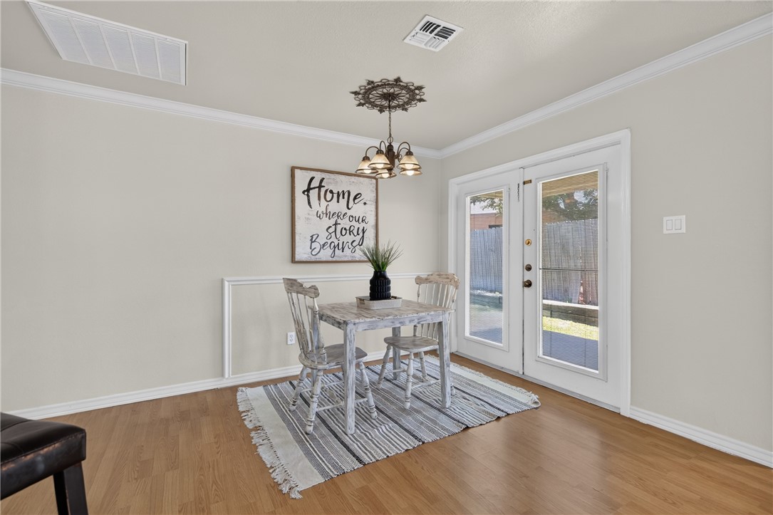 4022 Wood River Dr 5d Corpus Christi TX 78410