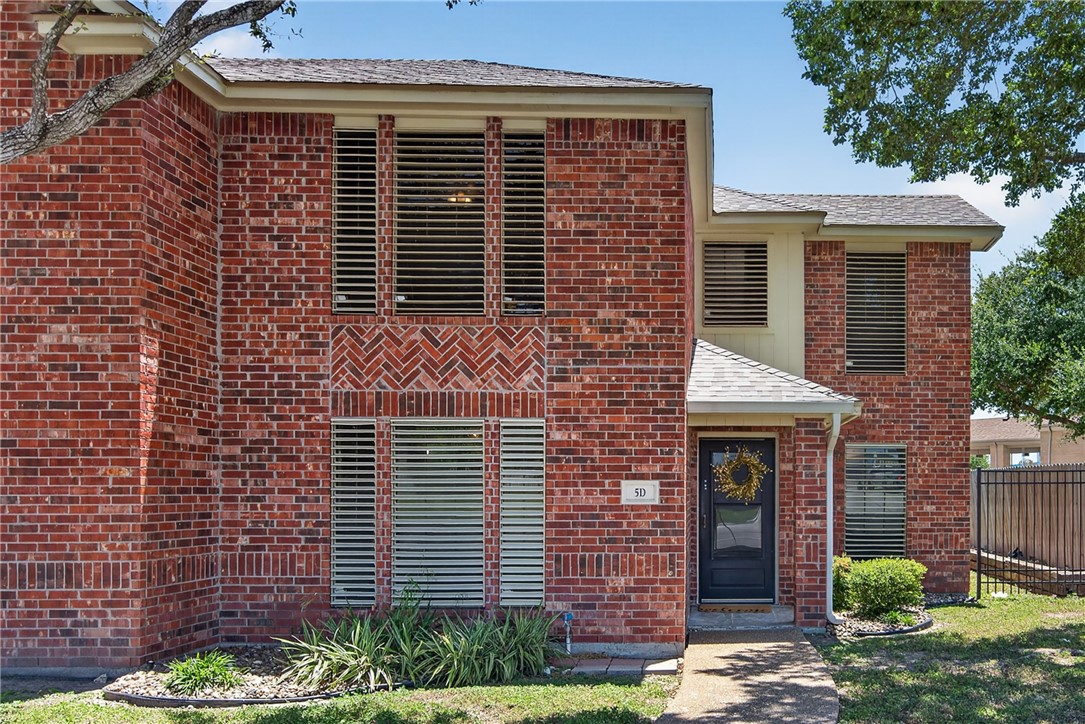 4022 Wood River Dr 5d Corpus Christi TX 78410