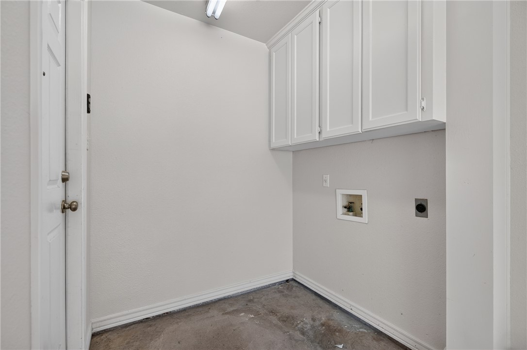 4022 Wood River Dr 5d Corpus Christi TX 78410