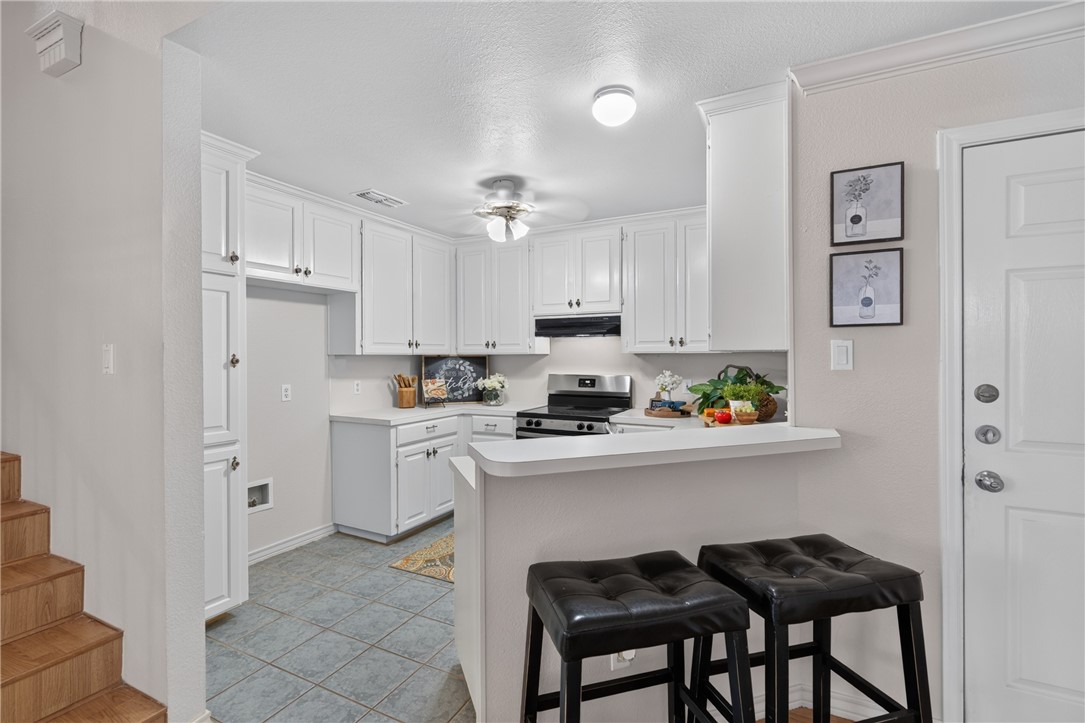 4022 Wood River Dr 5d Corpus Christi TX 78410