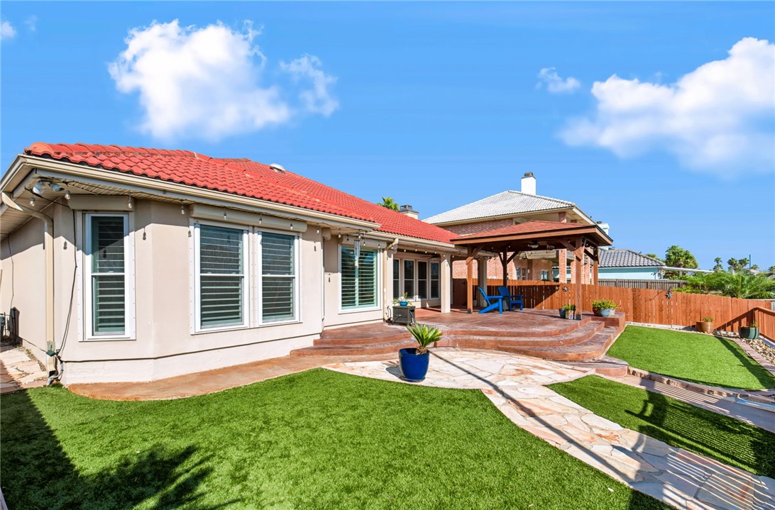 15942 El Soccorro Loop Corpus Christi TX 78418