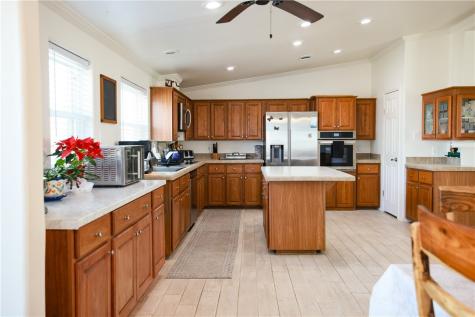 126 County Road 613 Skidmore TX 78389