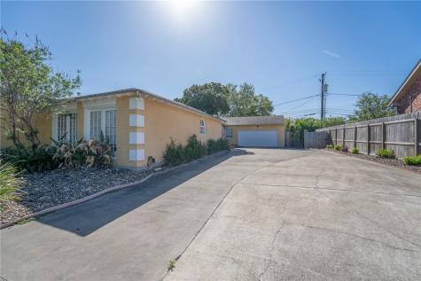 245 Oleander Avenue Corpus Christi TX 78404