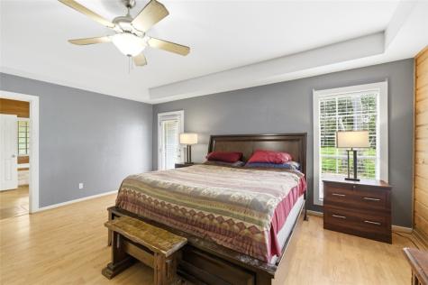 392 Winding Way Dr E Victoria TX 77905