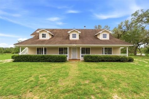 392 Winding Way Dr E Victoria TX 77905