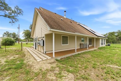 392 Winding Way Dr E Victoria TX 77905