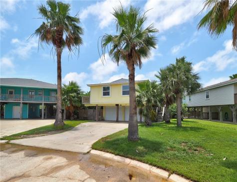617 Pelican Port Aransas TX 78373