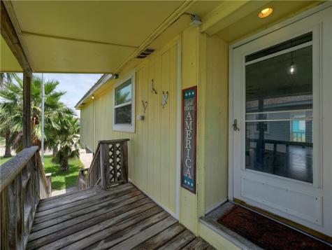 617 Pelican Port Aransas TX 78373