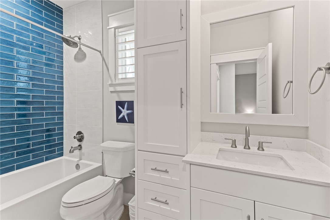 145 Foxtail Lane Rockport TX 78382