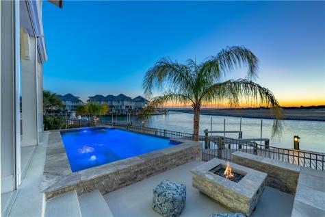 145 Foxtail Lane Rockport TX 78382