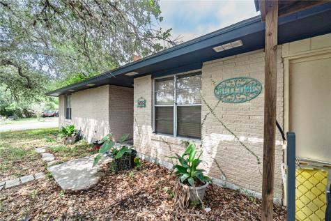 808 W Carter Street Beeville TX 78102