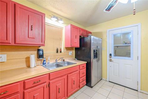 808 W Carter Street Beeville TX 78102