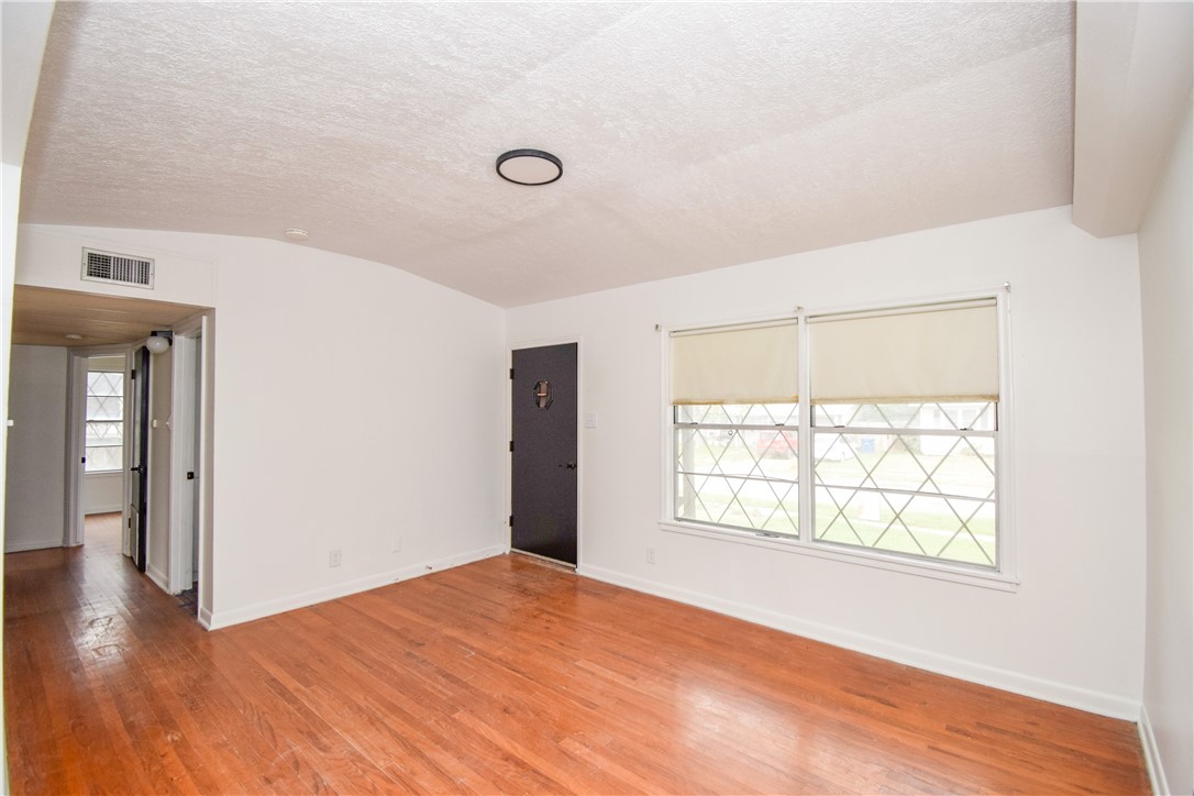 914 Clare Drive Corpus Christi TX 78412