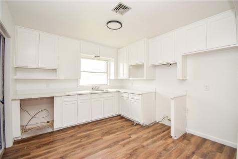 914 Clare Drive Corpus Christi TX 78412