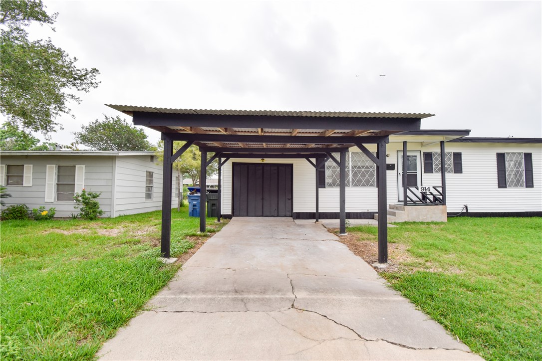 914 Clare Drive Corpus Christi TX 78412