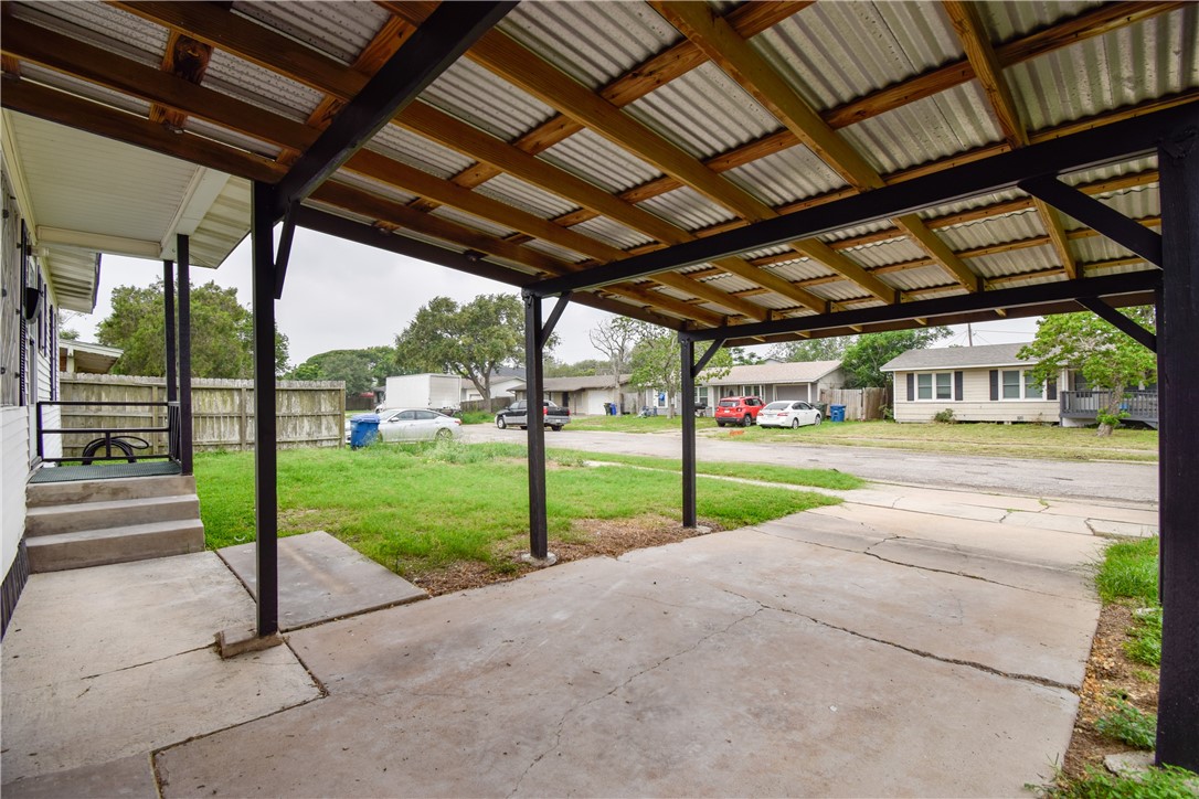 914 Clare Drive Corpus Christi TX 78412