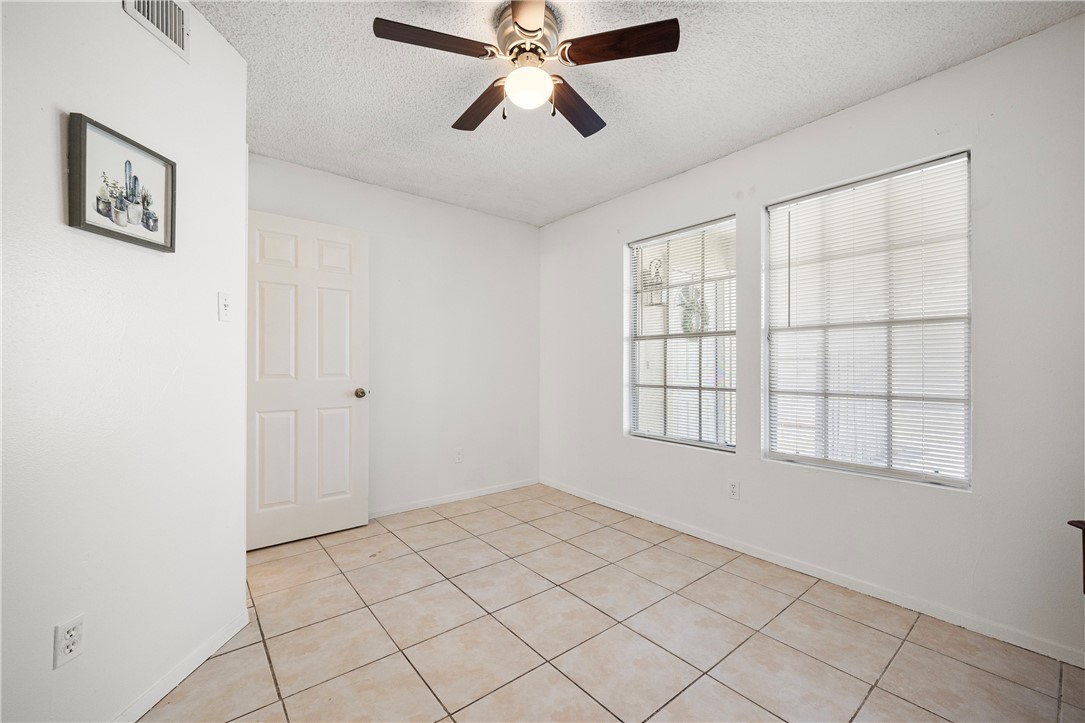 7202 Mansions Drive E1 Corpus Christi TX 78414