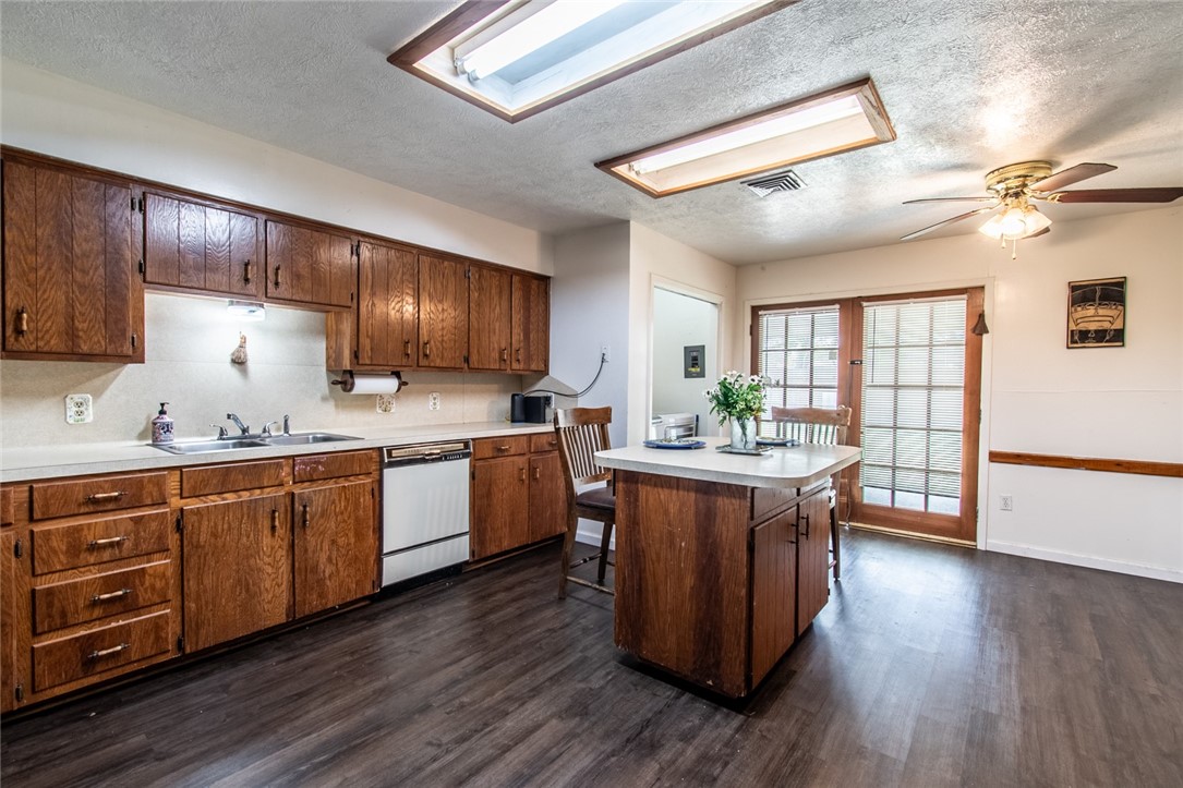 4001 Bray Drive Corpus Christi TX 78413