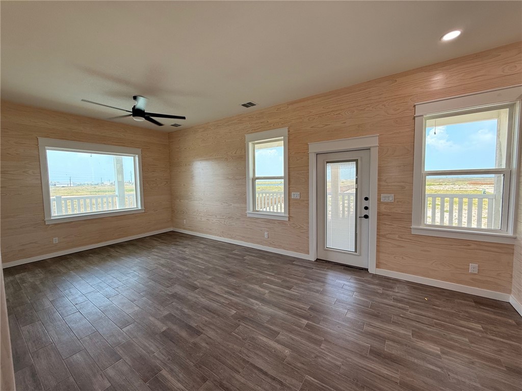 196 St. John Circle Port Aransas TX 78373