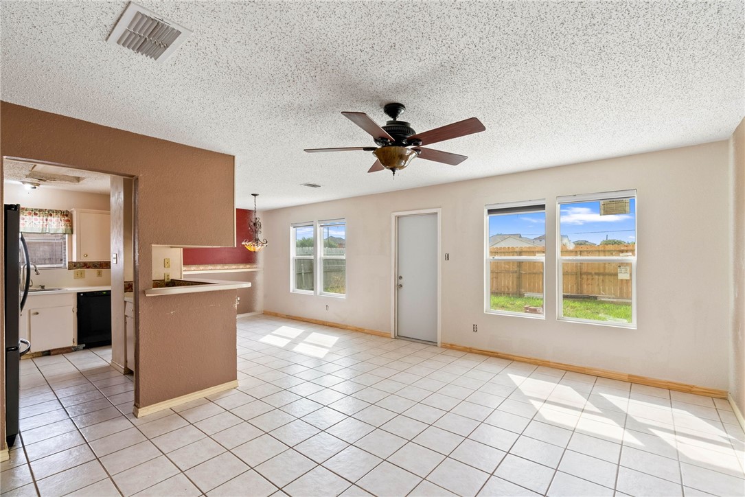 7806 Wolverine Drive Corpus Christi TX 78414