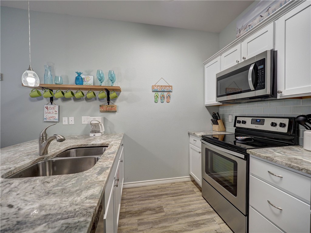 1813 S 11th Street 202 Port Aransas TX 78373