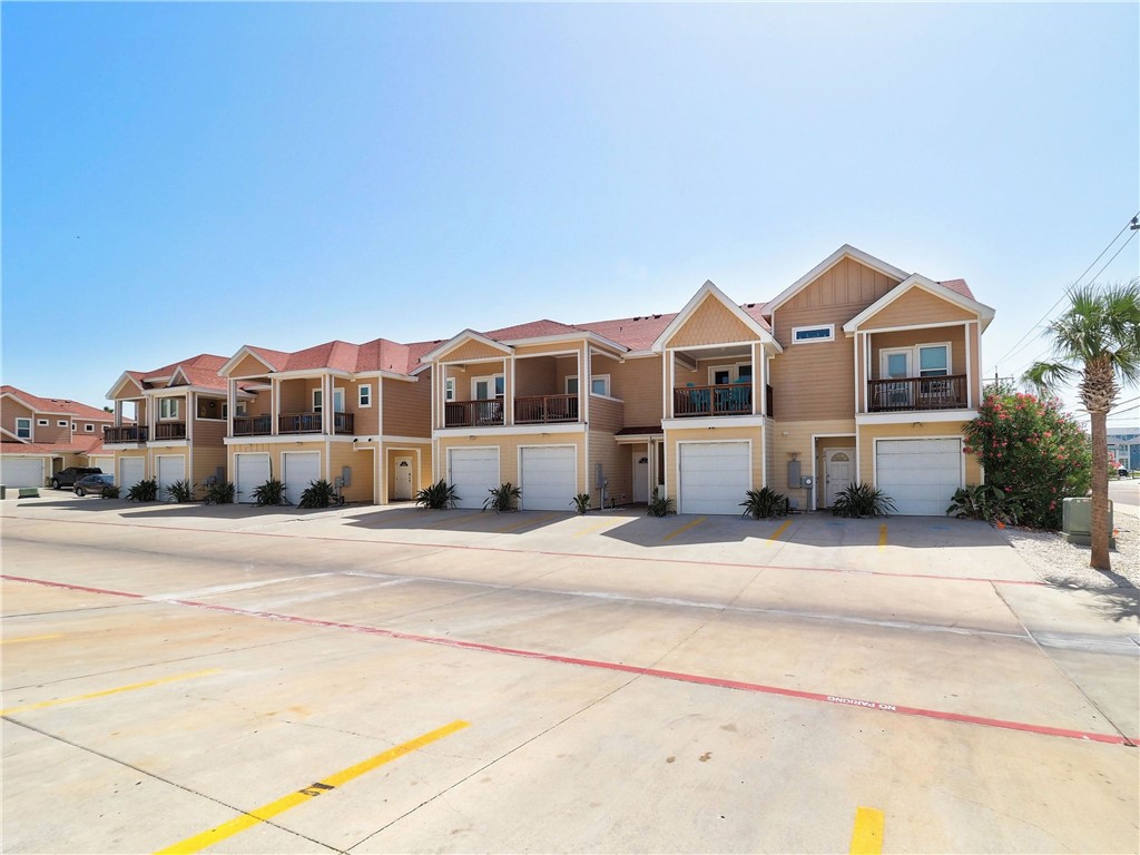 1813 S 11th Street 202 Port Aransas TX 78373